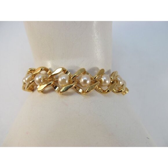 Vintage Napier Goldtone Faux Pearl Link Bracelet - Picture 3 of 9